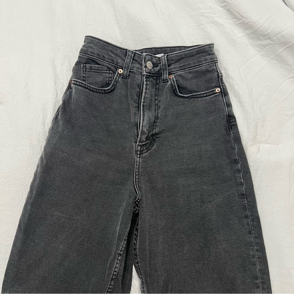 H&M Black Jeans - Picture 2 of 5